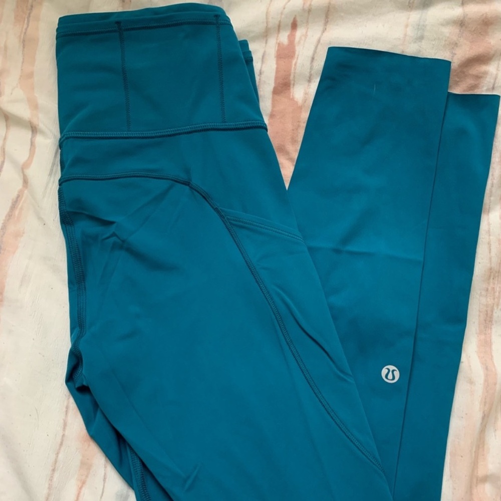 Lululemon Fast and Free High-Rise Tight 25” - Size 4, NEW